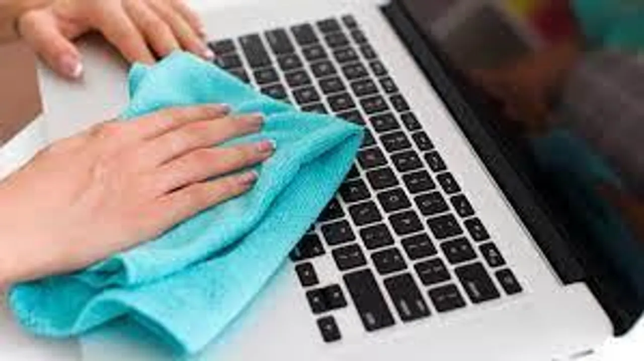 কত দিন অন্তর পরিষ্কার করবেন ল্যাপটপ?