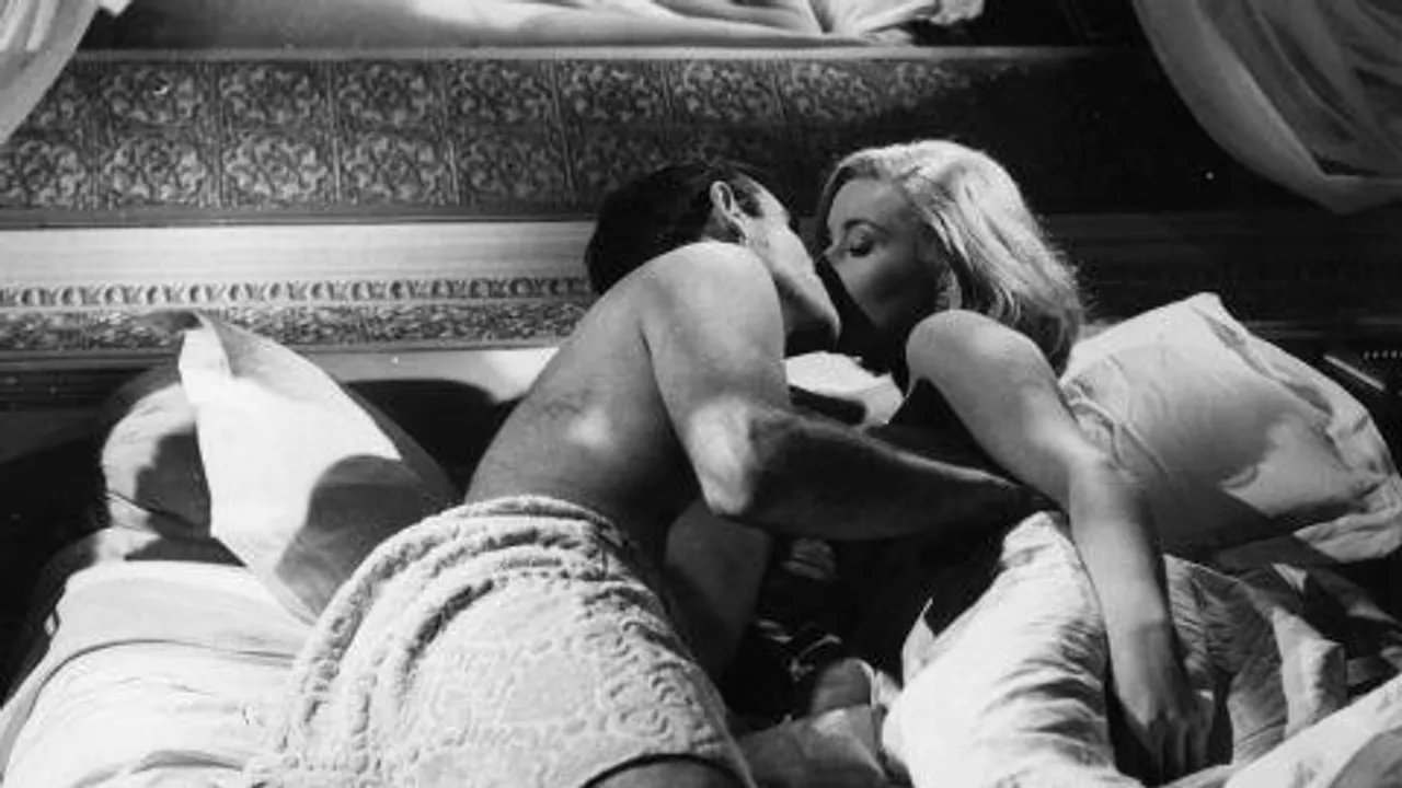 সেই সময়টা মিস করছেন!