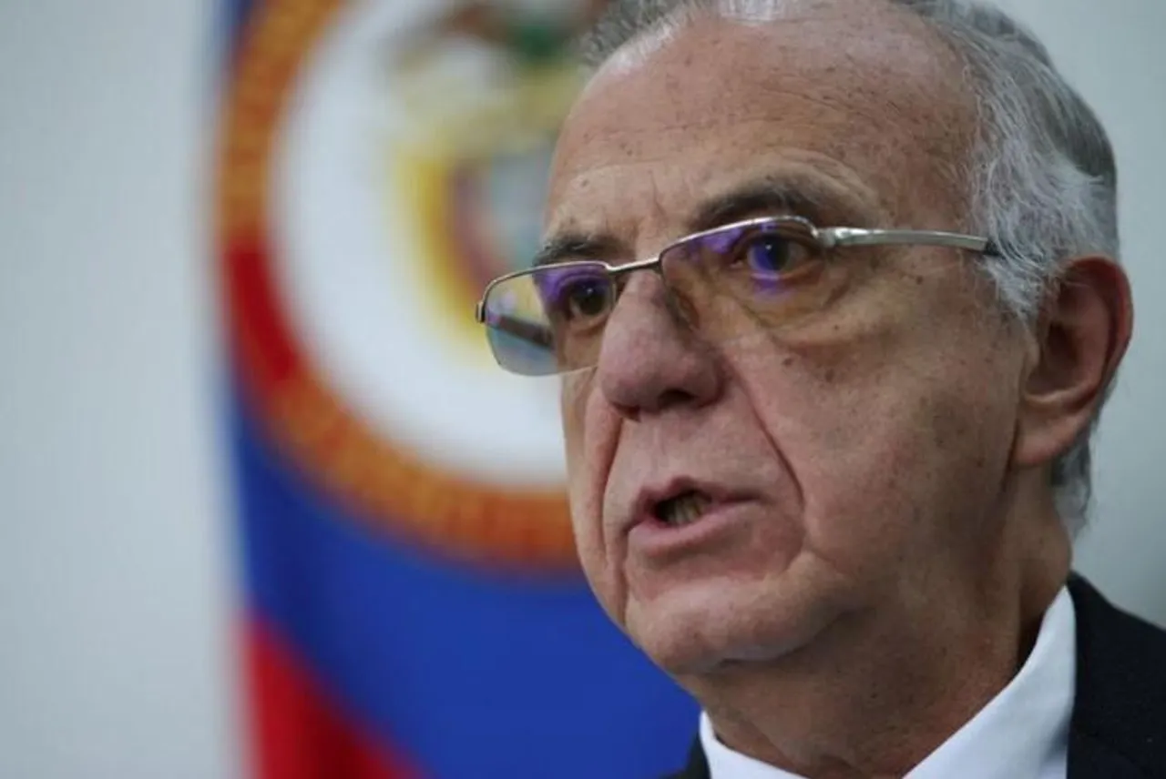 কলম্বিয়ায় নিযুক্ত গুয়াতেমালার রাষ্ট্রদূতকে তলব