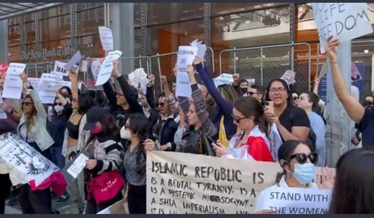 ম্যানহাটানে চলছে বিক্ষোভ, মুহূর্তেই ভাইরাল ভিডিও দেখুন