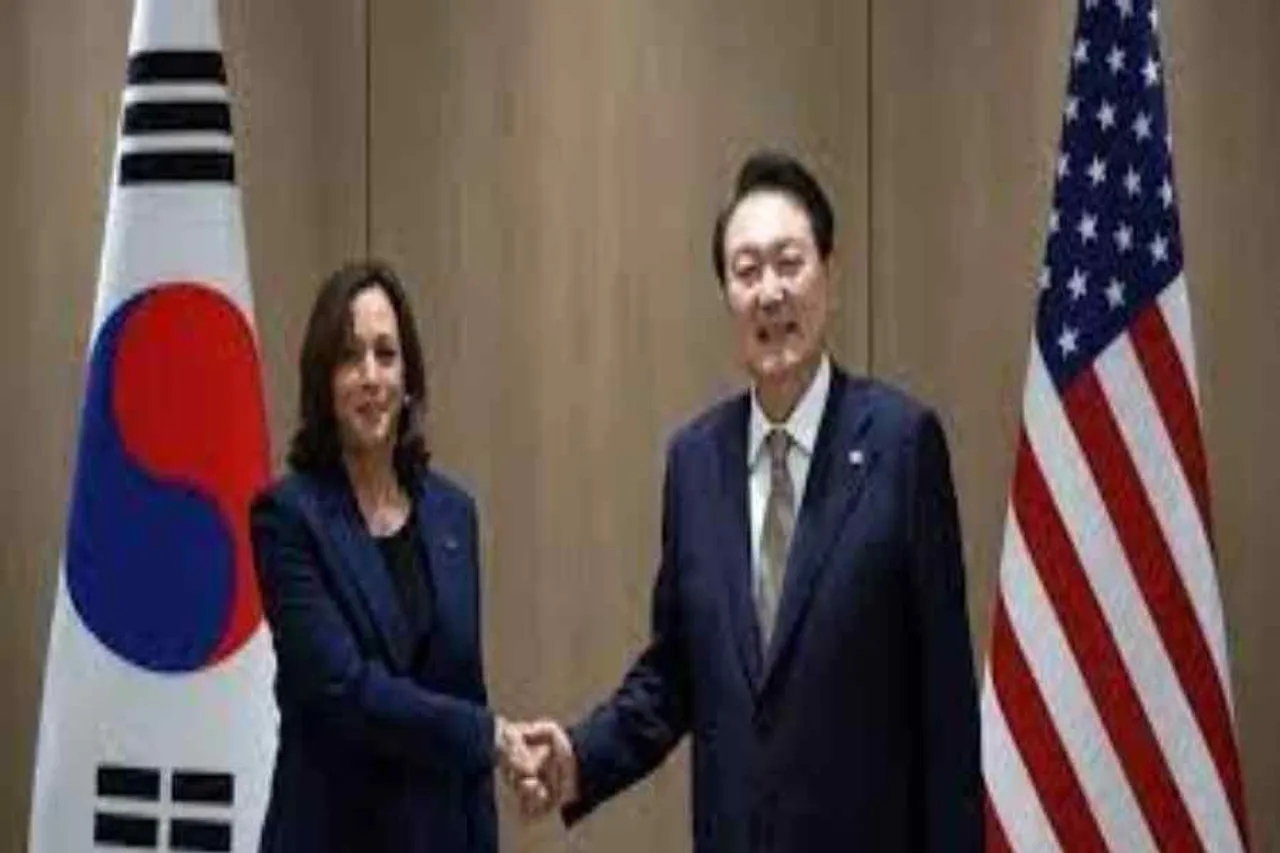 দক্ষিণ কোরিয়ায় কমলা হ্যারিস, ব্যালিস্টিক ক্ষেপণাস্ত্র নিক্ষেপ উত্তর কোরিয়ার