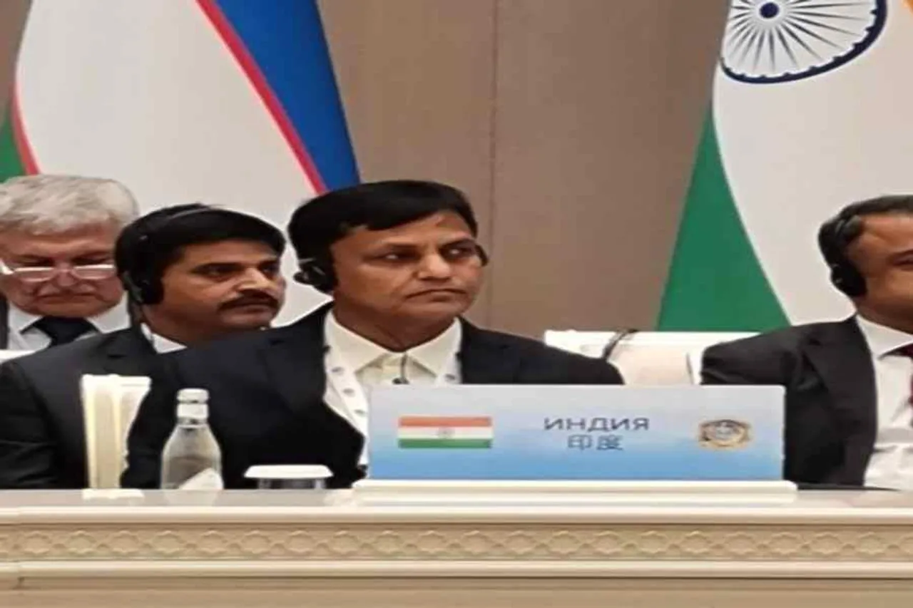 তাসখন্দে সন্ত্রাসবাদ ও মাদক পাচারের বিরুদ্ধে পদক্ষেপ গ্রহণের বার্তা দিলেন স্বরাষ্ট্র প্রতিমন্ত্রী