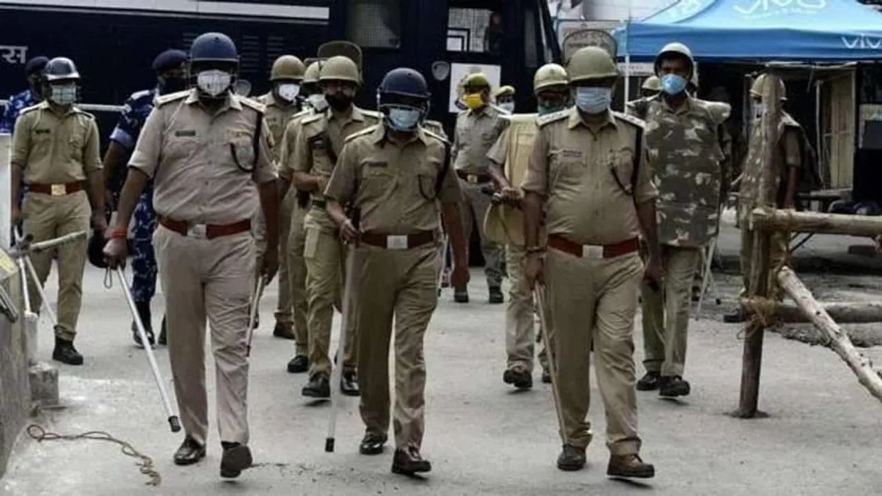 মালদায় প্রতারিত তৃণমূল নেতা