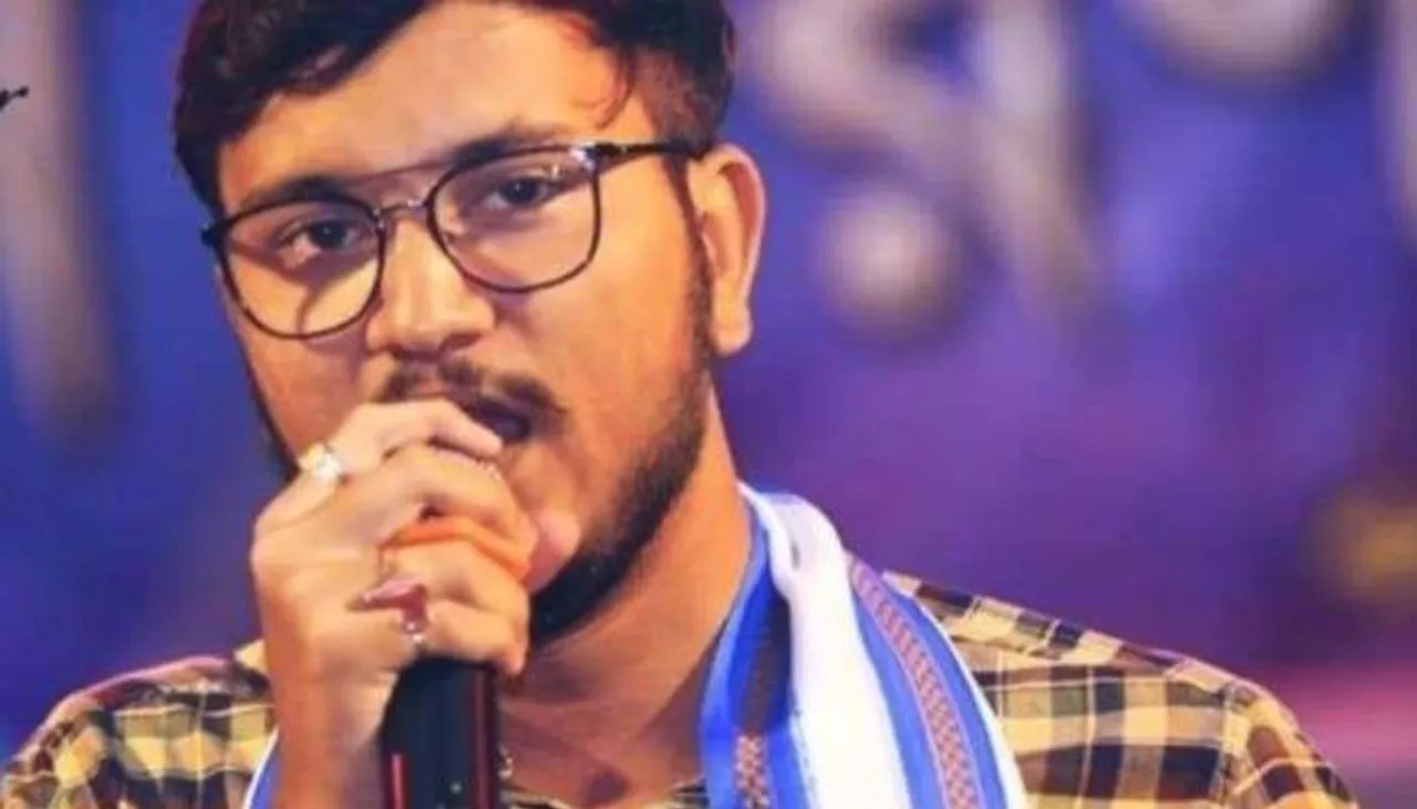 তৃণমূলের পতাকা লাগানো নিয়ে আগরতলায় তৃণমূল-পুলিশ ধস্তাধস্তি