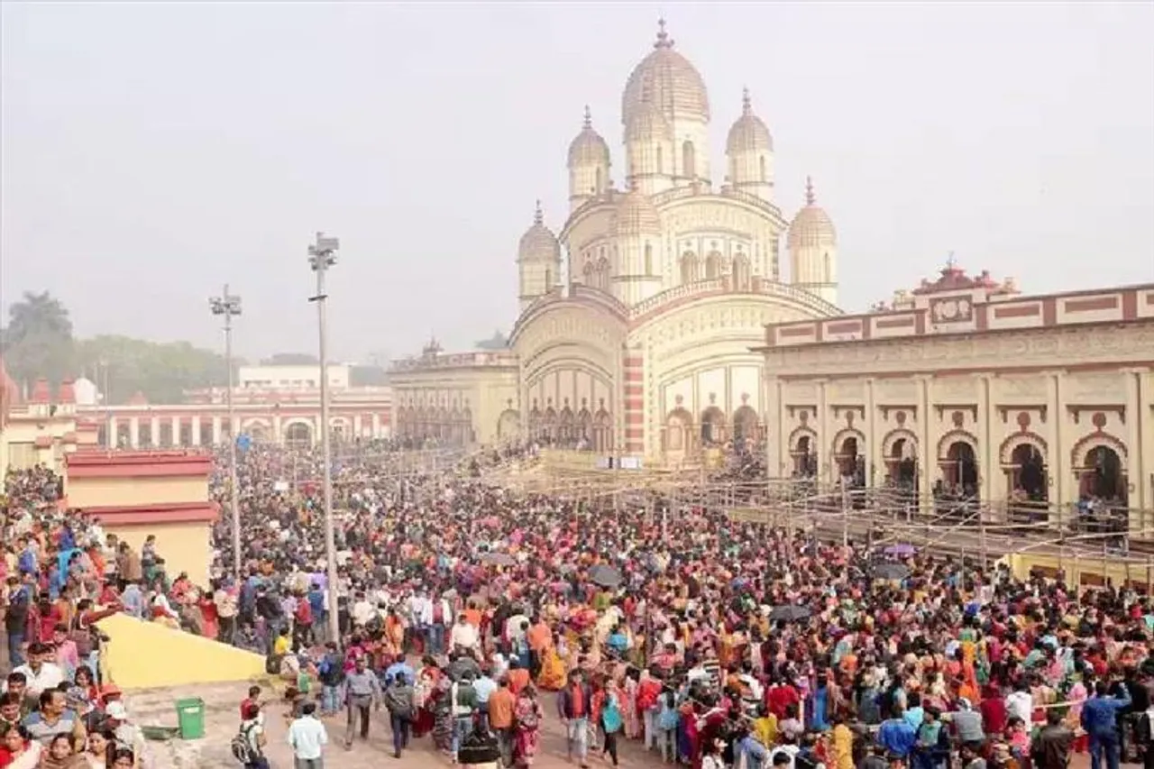 দক্ষিণেশ্বরে চলছে কল্পতরু উৎসব, বিশাল ভক্ত সমাগম