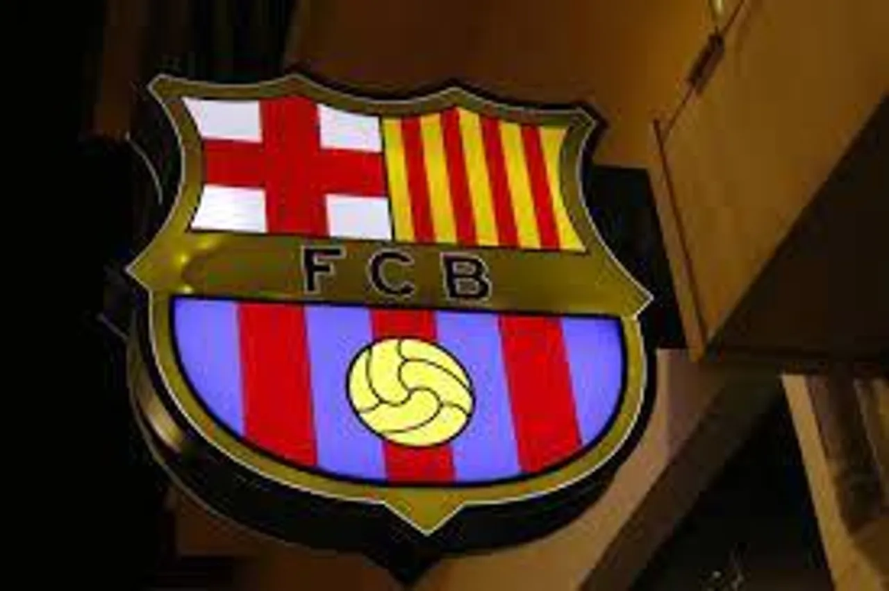 লা লিগা তালিকার কত নম্বরে বার্সেলোনা?