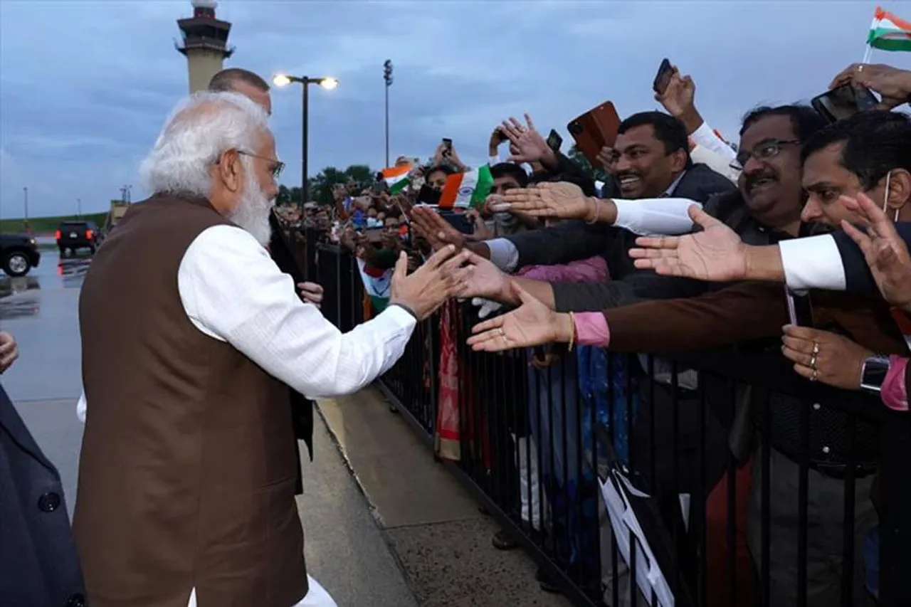 প্রবাসী ভারতীয়দের মুখোমুখি প্রধানমন্ত্রী