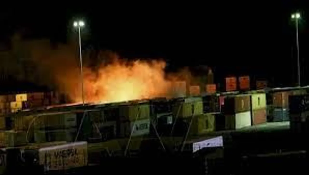 সিরিয়ার সমুদ্রবন্দরে ইসরাইলের বিমান হামলা