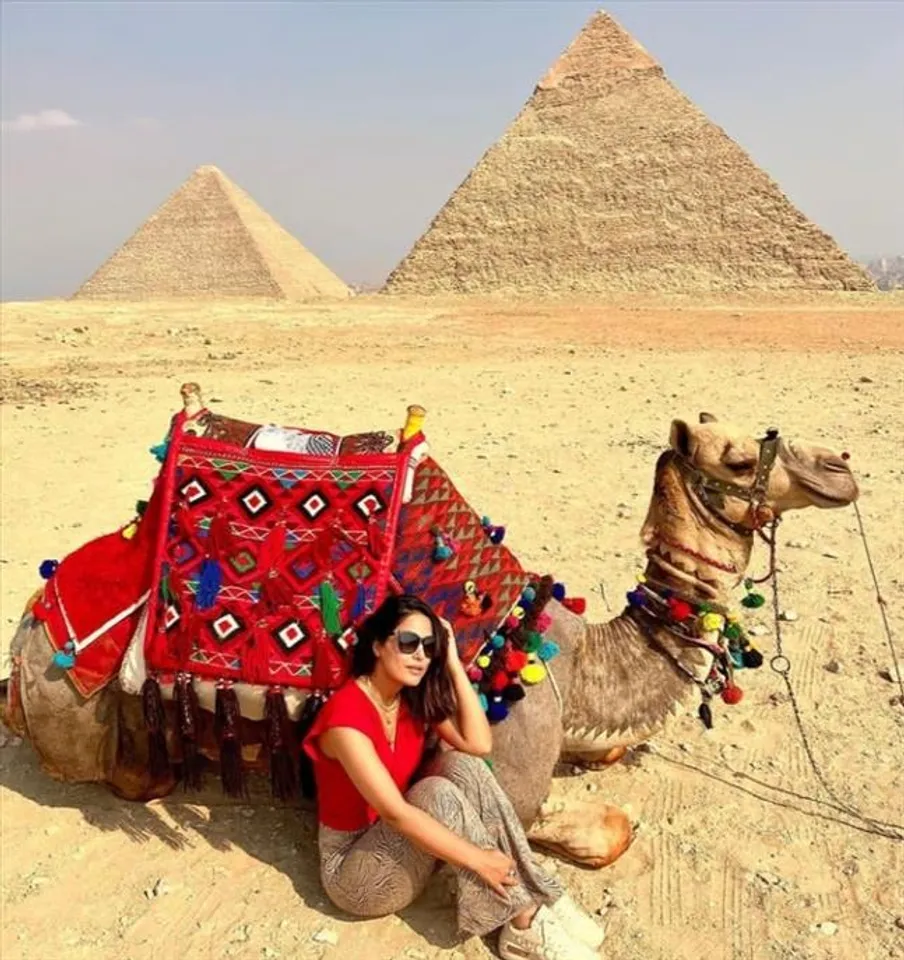 মিশরে হিনা খান