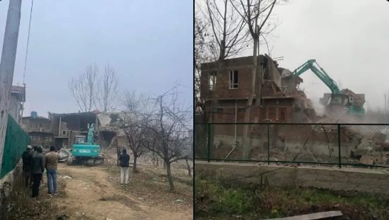 সরকারি জমিতে থাকা জঙ্গির বাড়ি ভাঙল প্রশাসন