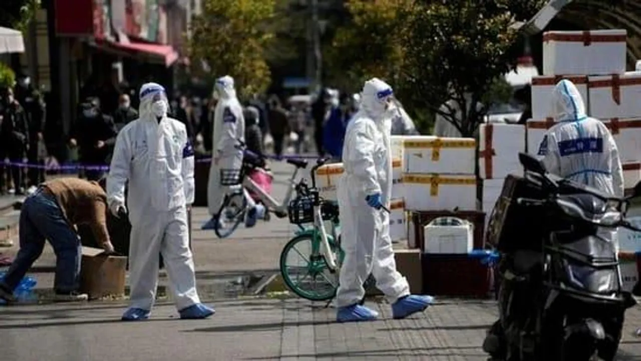 'জিরো কোভিড' নীতিতে পরাজয়,কোয়ারেন্টাইন এলাকার বাইরে নতুন কেস পেল সাংহাই