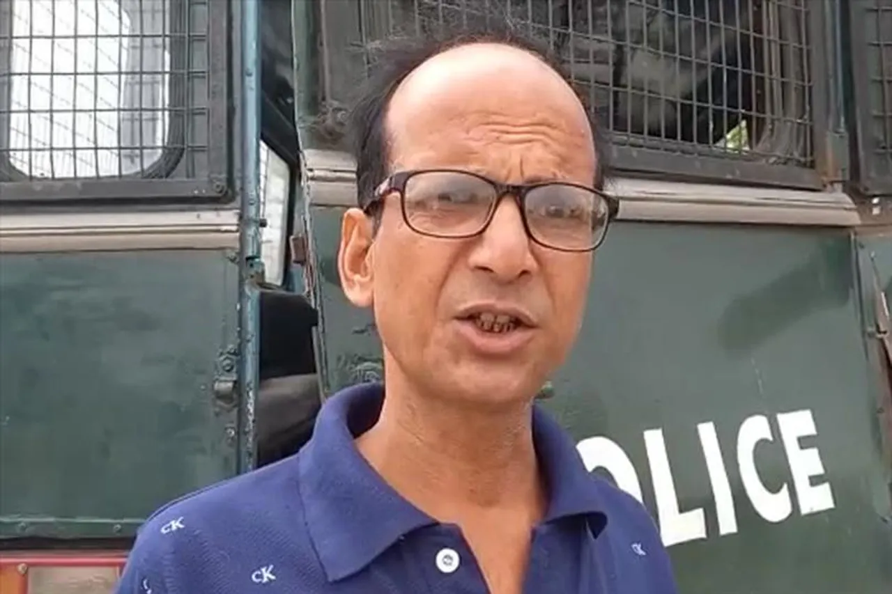 অন্ডাল মোড়ের ২ নম্বর জাতীয় সড়কে দুর্ঘটনা, শুনুন পুলিশ কর্মীর বক্তব্য