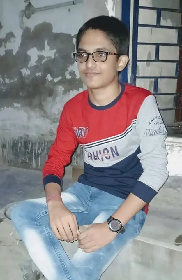 নবম শ্রেণির ছাত্রের অস্বাভাবিক মৃত্যু