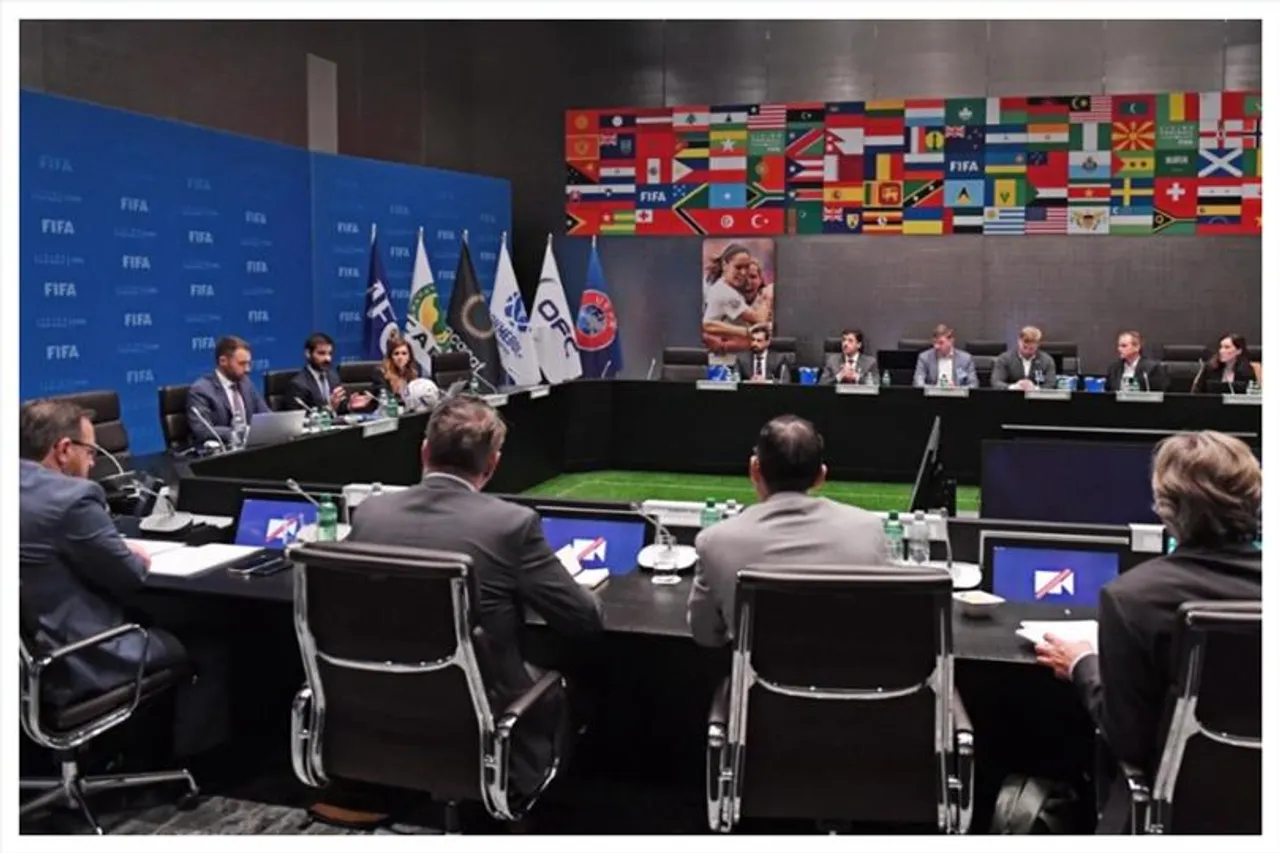 দুর্নীতি মুক্ত বিশ্বকাপ পরিচালনায় ফিফার বিশেষ বৈঠক
