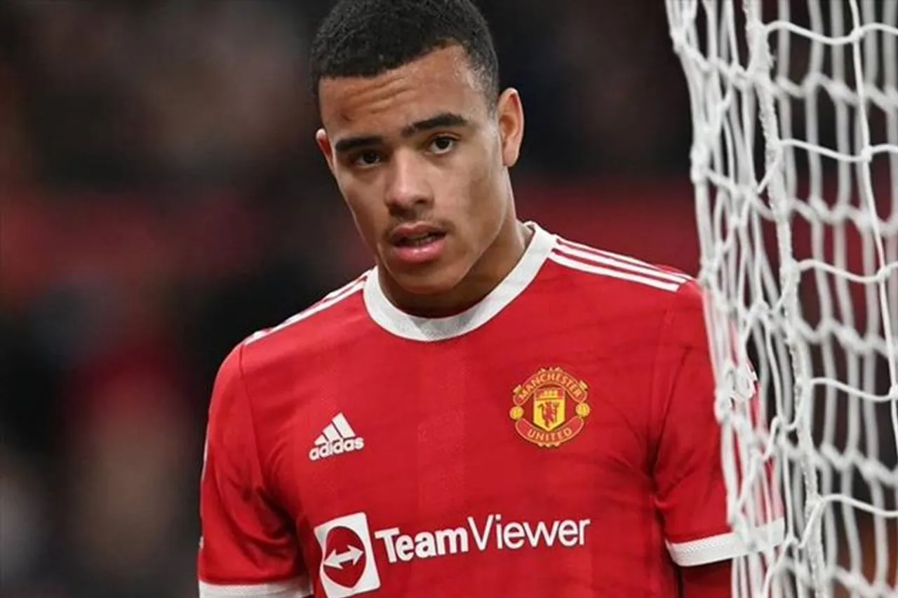 গ্রেফতার ম্যান ইউ ফুটবলার