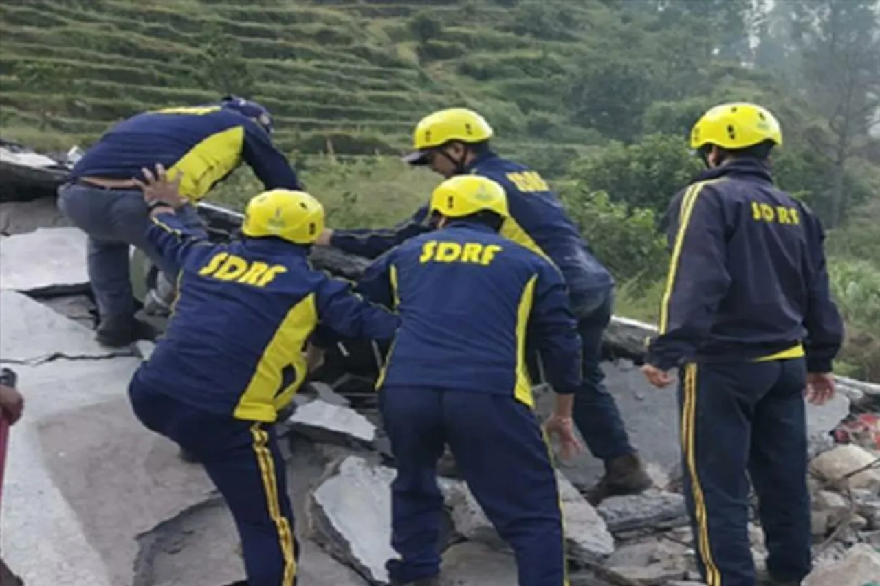 Uttarakhand: ভূমিধসের কবলে একাধিক বাড়ি, মৃত বহু