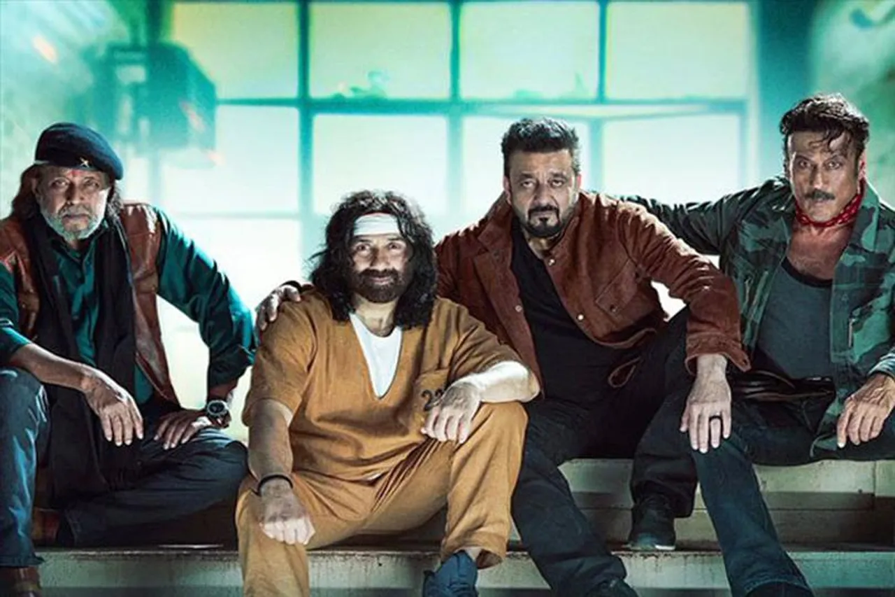 একসঙ্গে জুটি বাঁধলেন মিঠুন, সানি, সঞ্জয়, জ্যাকি