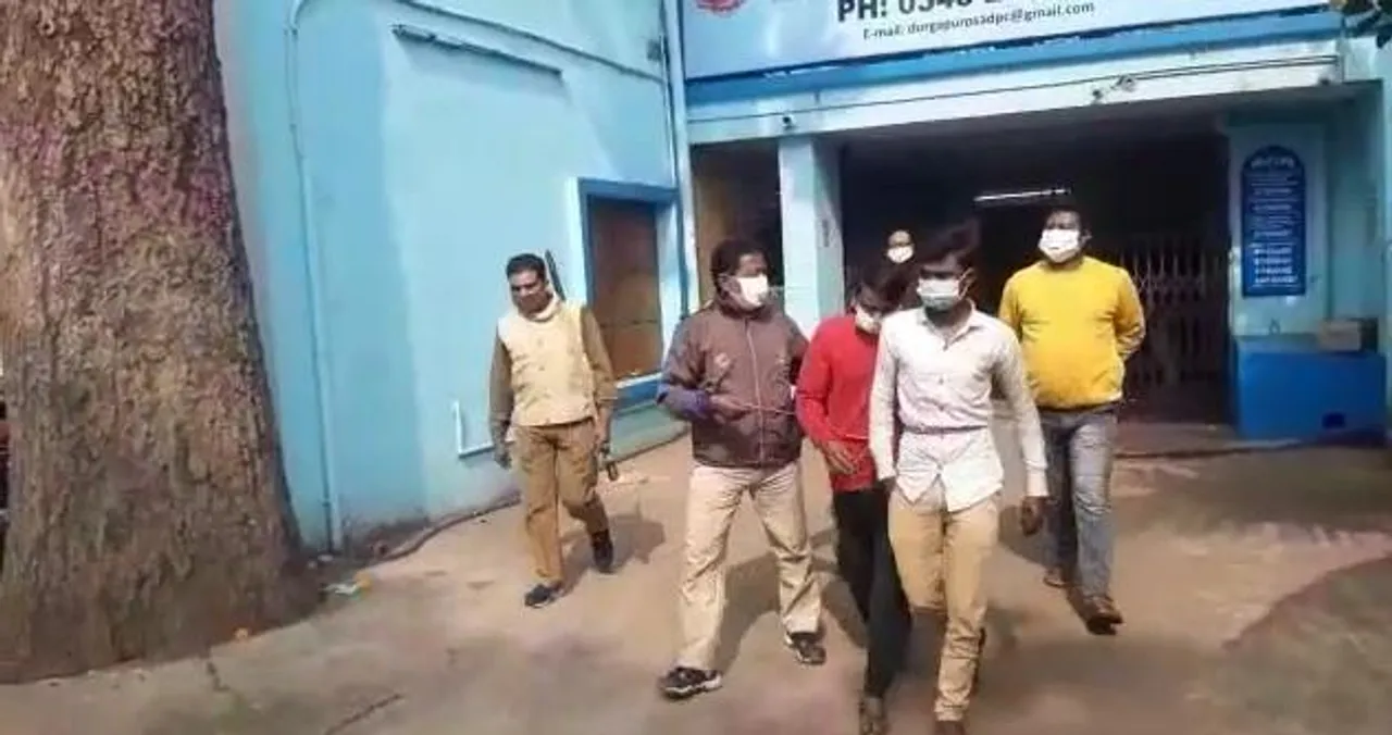 ডাকাতির আগেই গ্রেফতার ৪