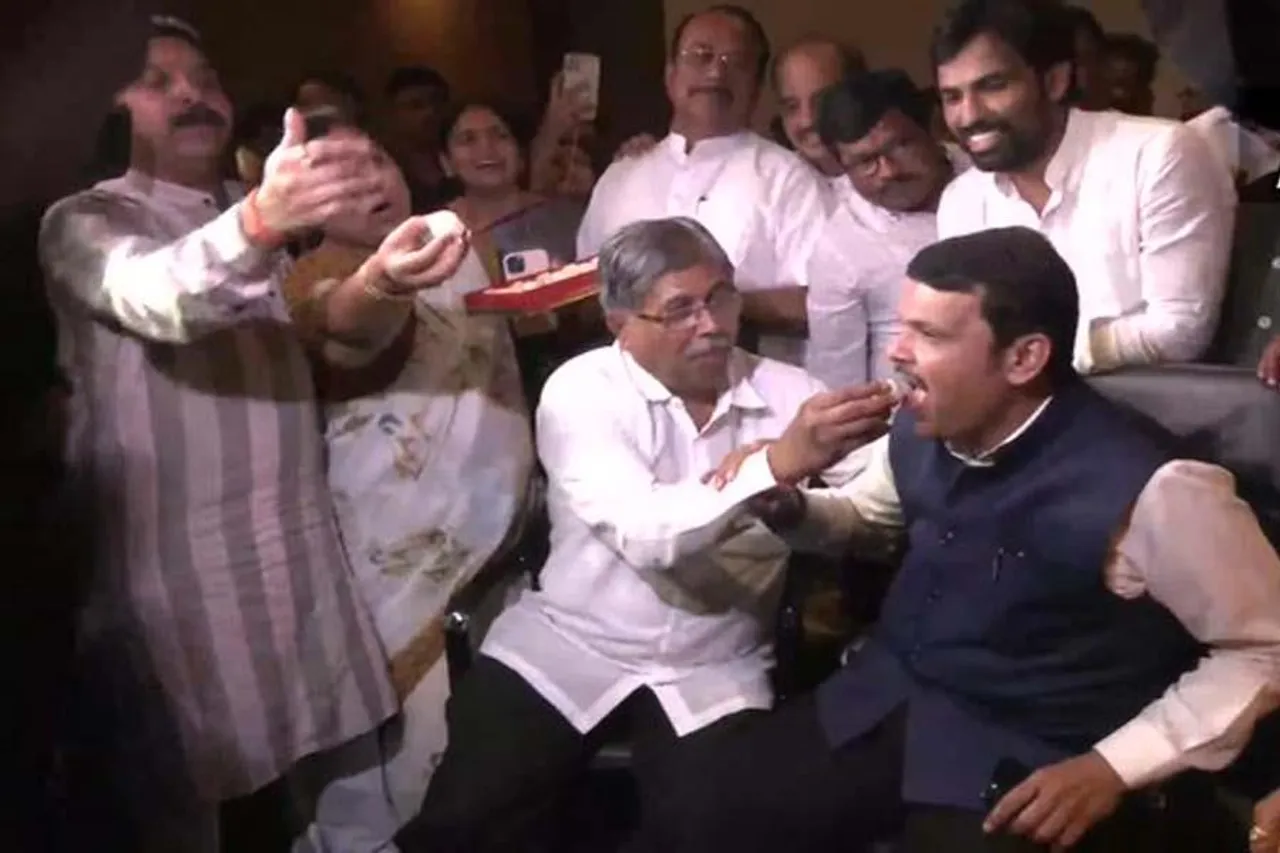 উদ্ধব ঠাকরের পদত্যাগের পরই বিজেপি শিবিরে উচ্ছ্বাস