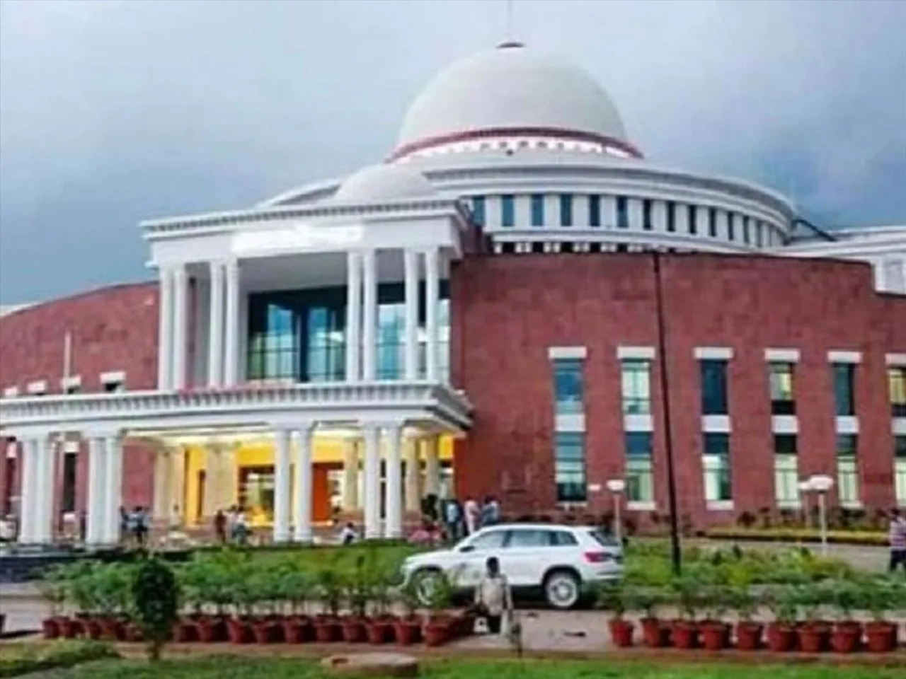 হনুমান চল্লিশা পাঠের জন্য চাই  আলাদা কক্ষ