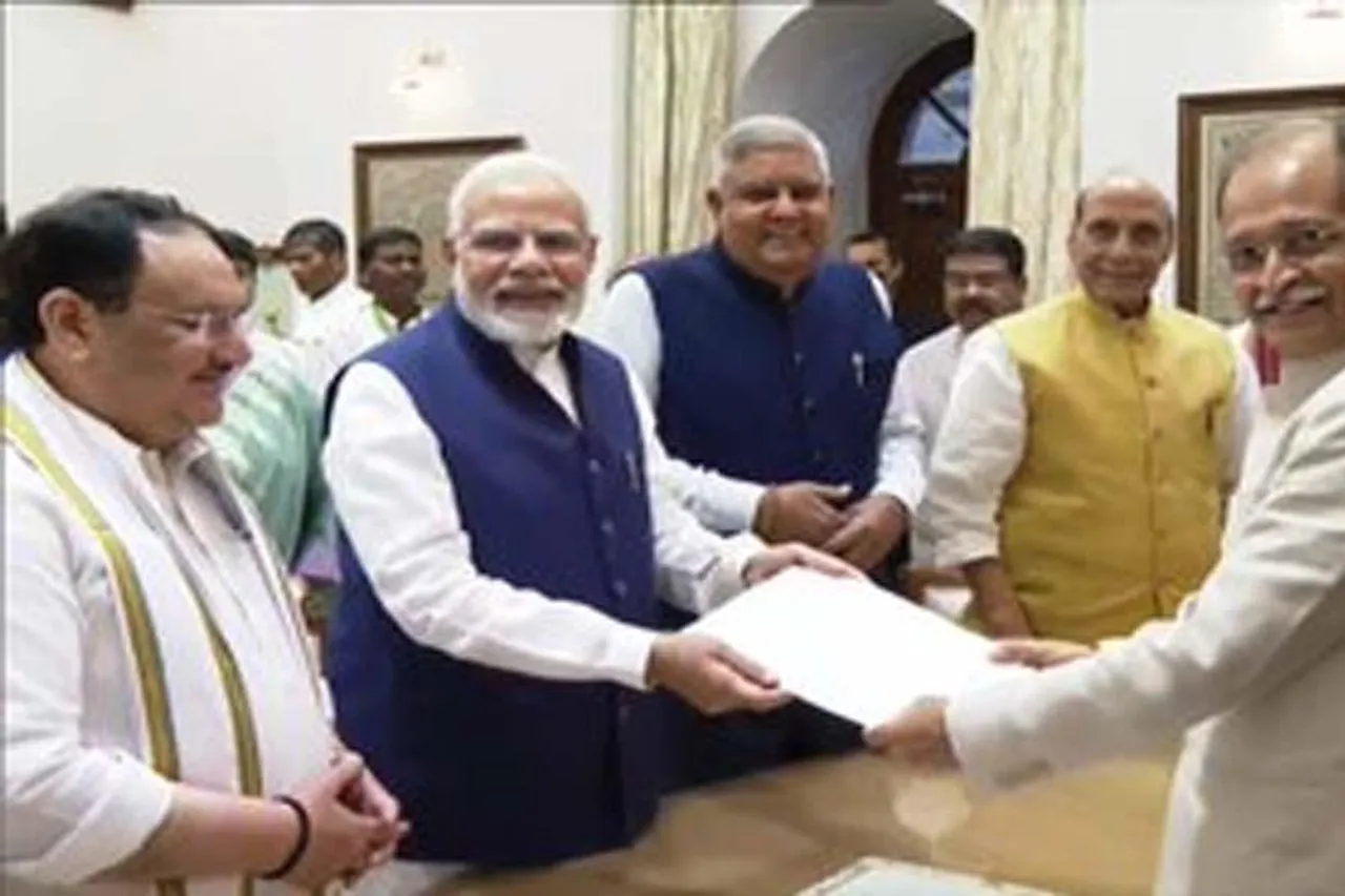 মনোনয়ন পত্র জমা দিলেন জগদীপ ধনকড়- দেখুন ভিডিও