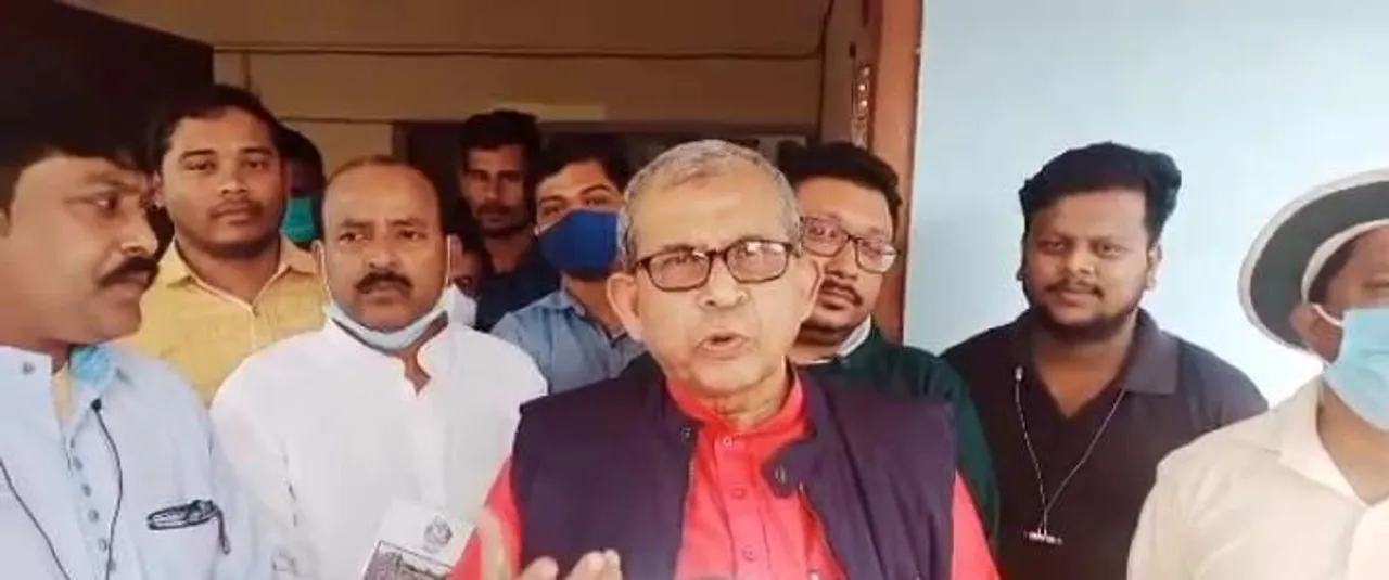 'আমার চাইতে সিনিয়র পাবলিক রিপ্রেজেনটেটিভ কেউ নেই'-ডঃ মানস রঞ্জন ভুঁইয়া