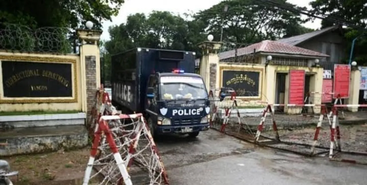 ইয়াঙ্গুন ইনসেইন কারাগারের বাইরে বোমা বিস্ফোরণে নিহত ৮, আহত ১৮