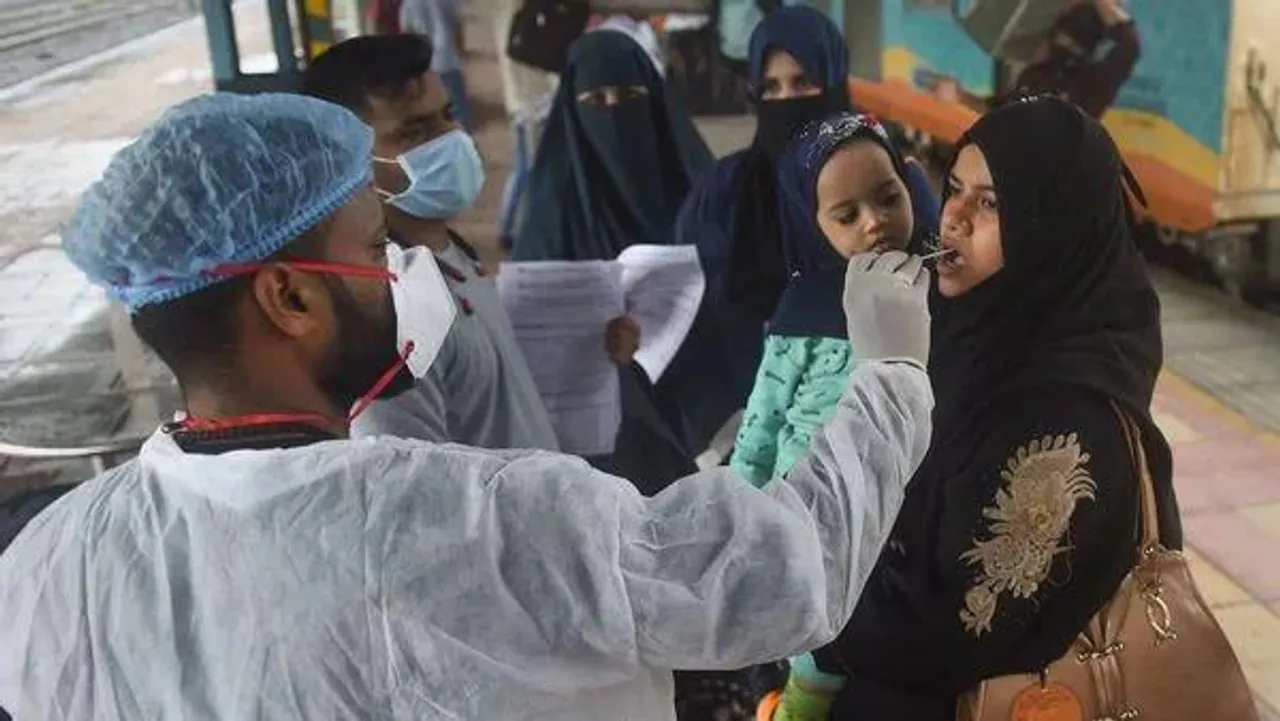 বিহারে কোভিড পরীক্ষার তালিকায় মোদী, সোনিয়া, প্রিয়াঙ্কা চোপড়া