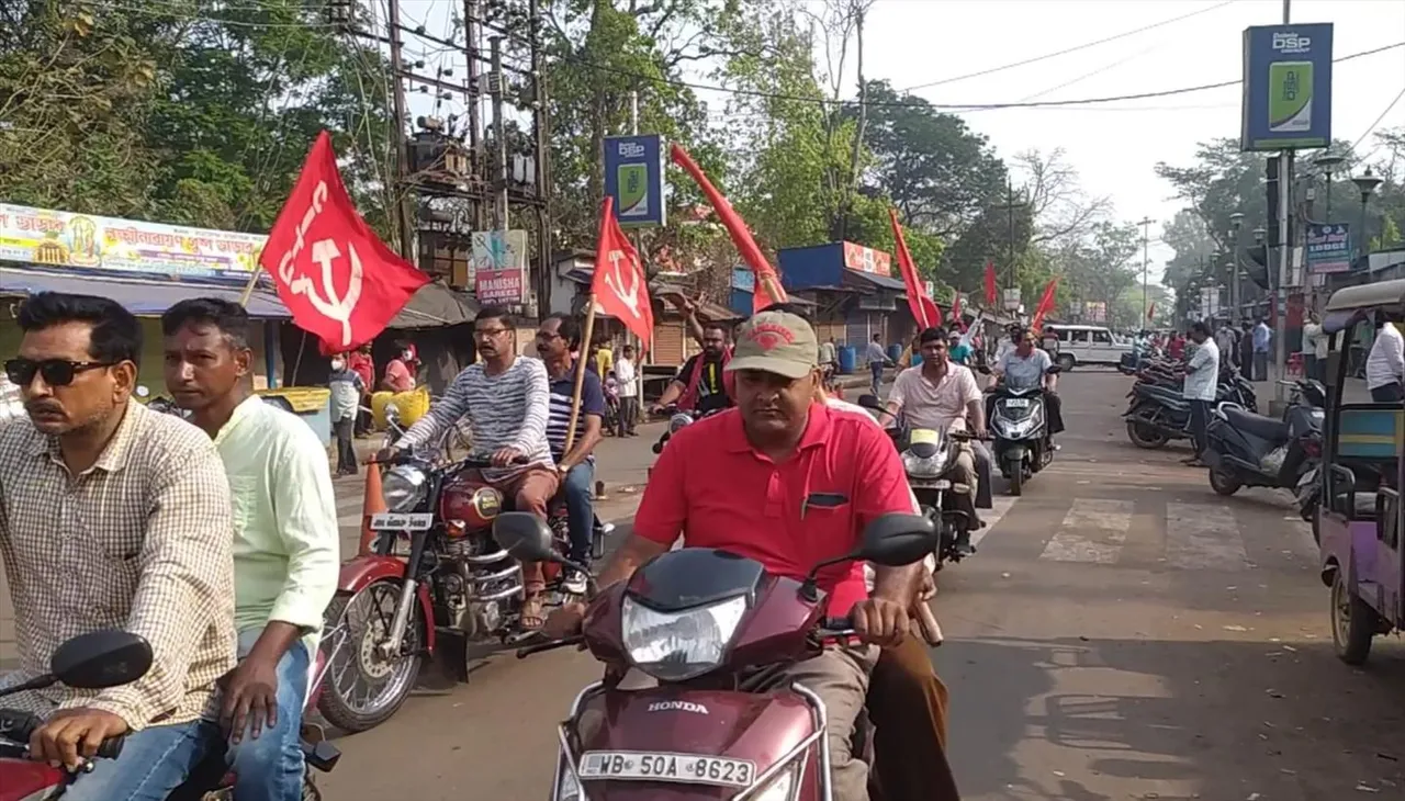 পথে নামল তৃণমূল