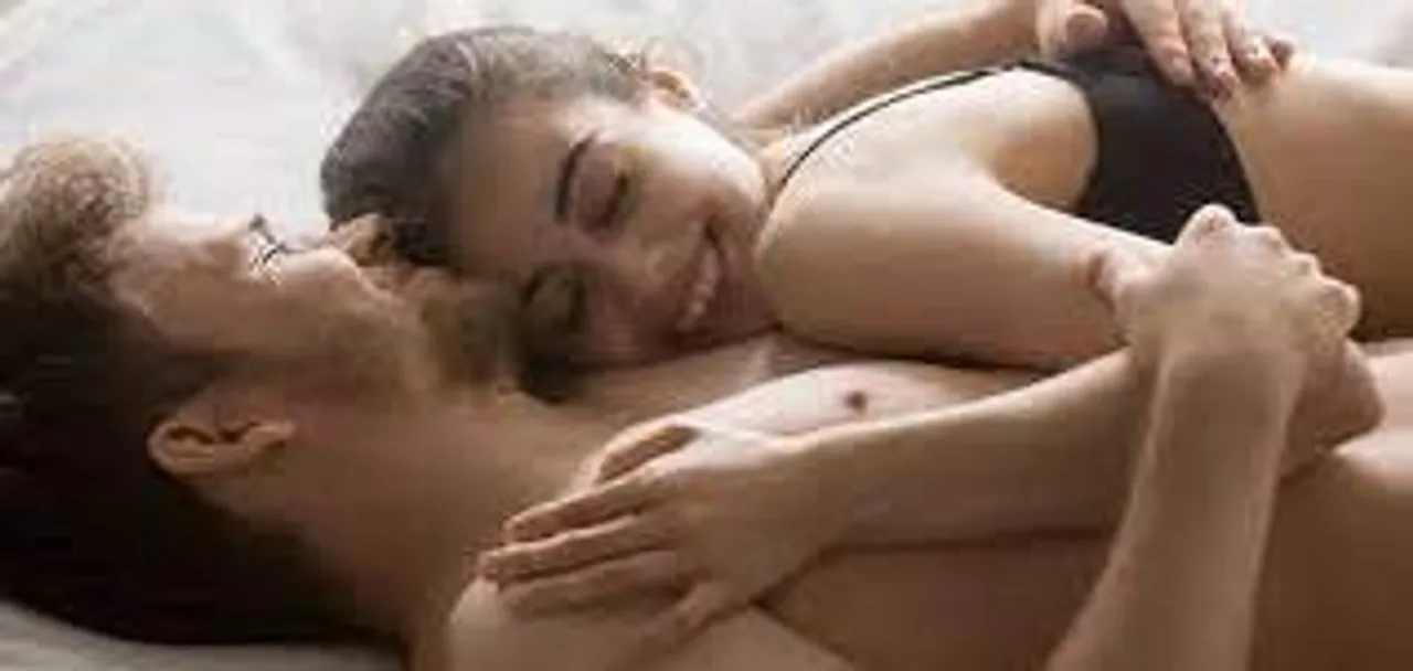 হিপোক্রিট কী? জেনে নিন