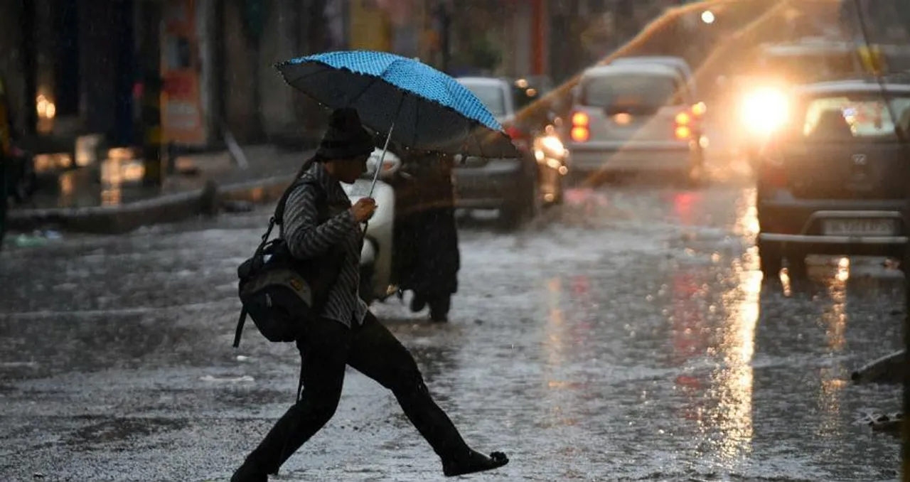 আজ ও কাল দক্ষিণবঙ্গে বৃষ্টির সম্ভাবনা