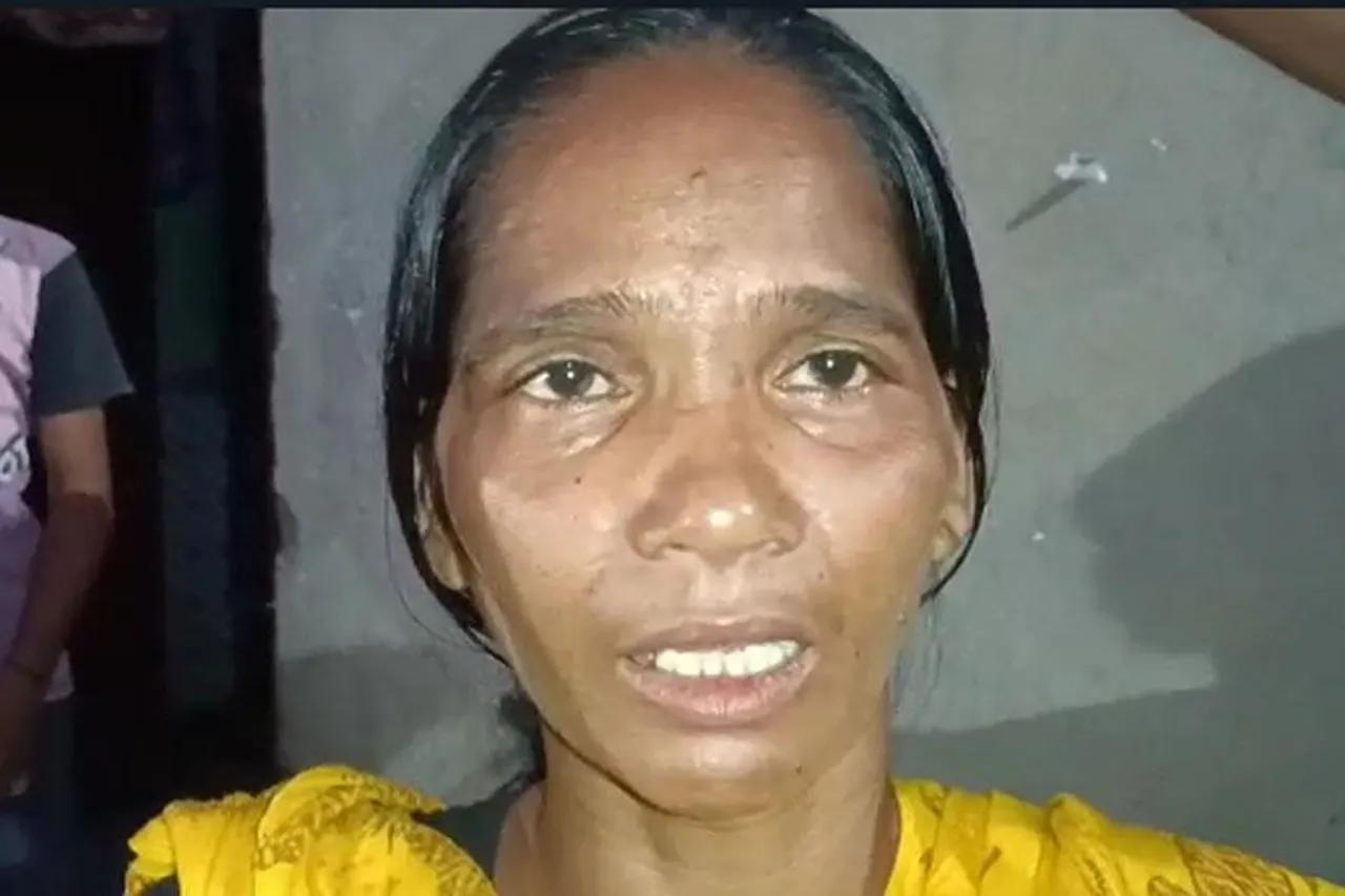 প্রভাব খাটিয়ে আসামিদের থানা থেকে ছাড়িয়ে আনার অভিযোগে বিক্ষোভ, শুনুন মৃতের মায়ের বক্তব্য