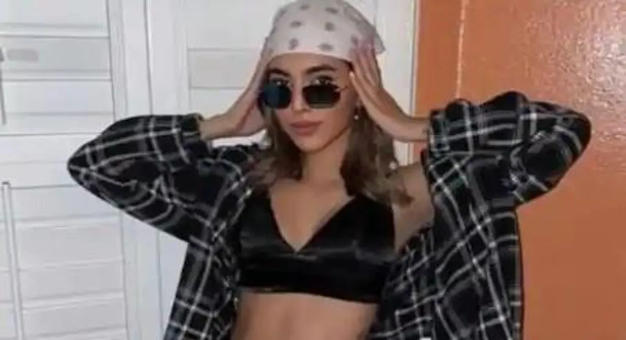 আগুন ঝরানো লুকে আলিয়া কাশ্যপ