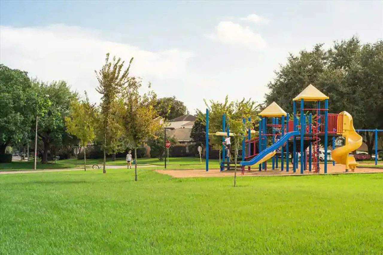 বাড়তে চলেছে পার্ক ও খেলার মাঠের সংখ্যা