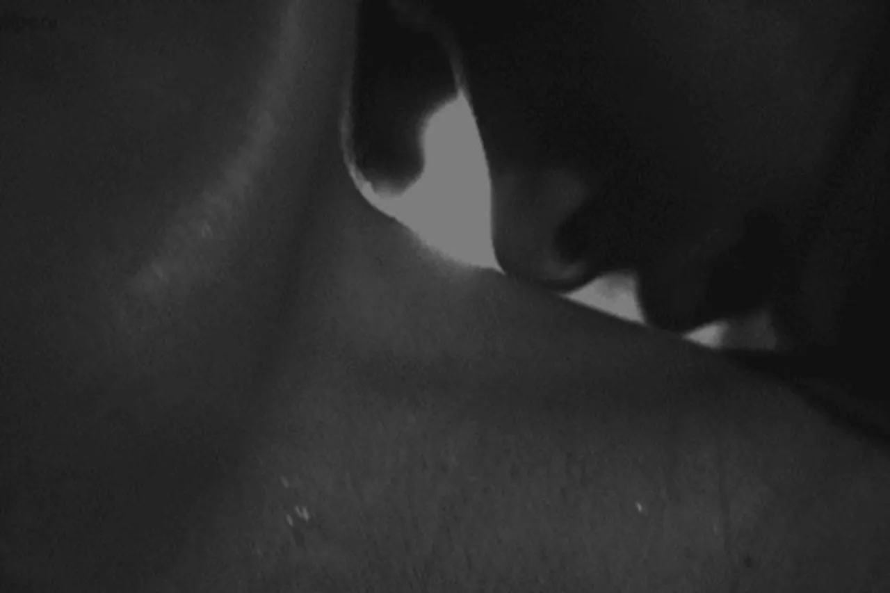 ঘাড় দিয়েই শুরু হোক