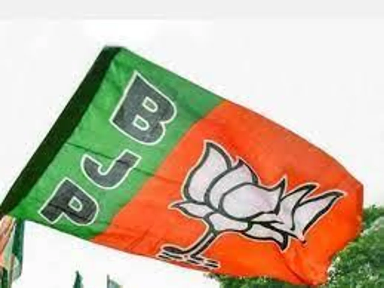 রাস্তায় আটকে গেলো বিজেপির প্রতিনিধি দল-এর কনভয়, কিন্তু কেন?