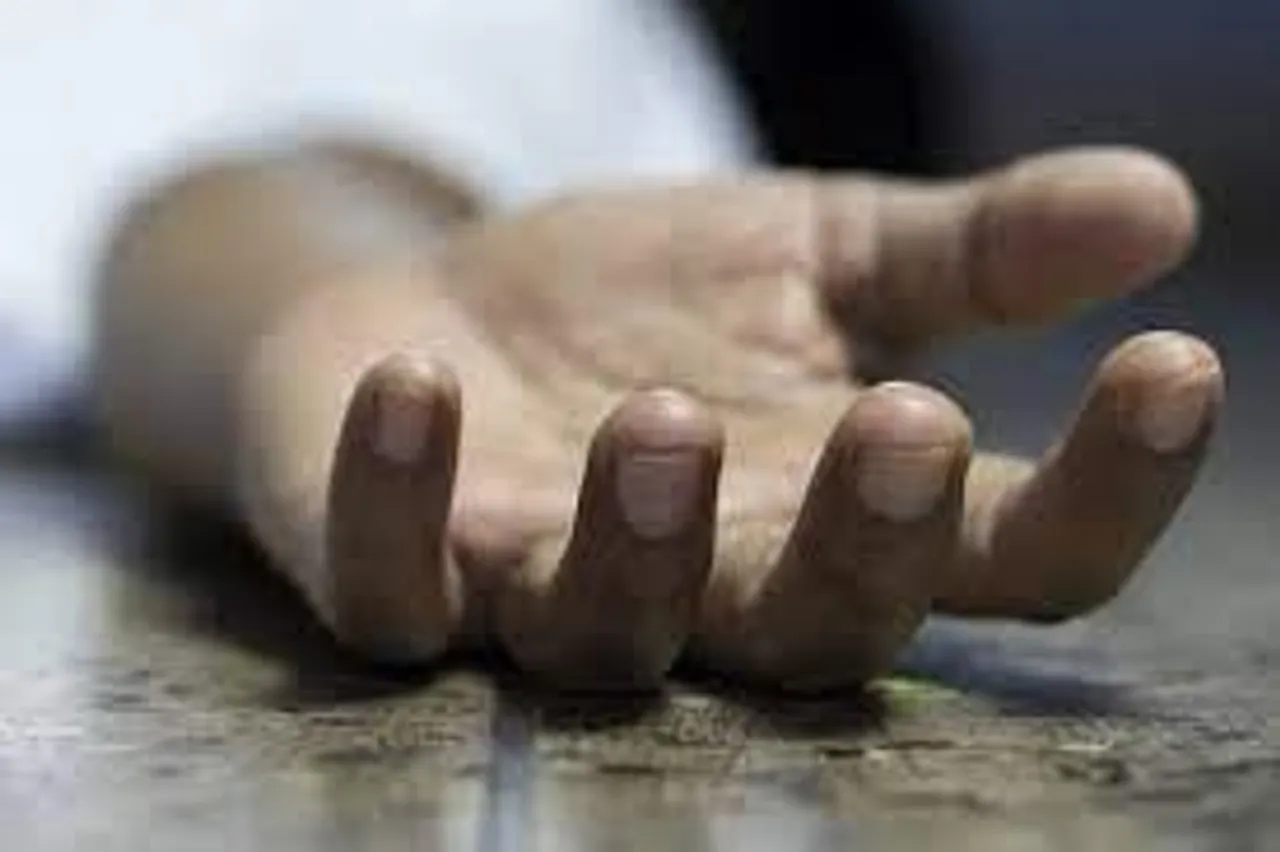 প্রাইভেট গাড়ির ধাক্কায় মৃত ১