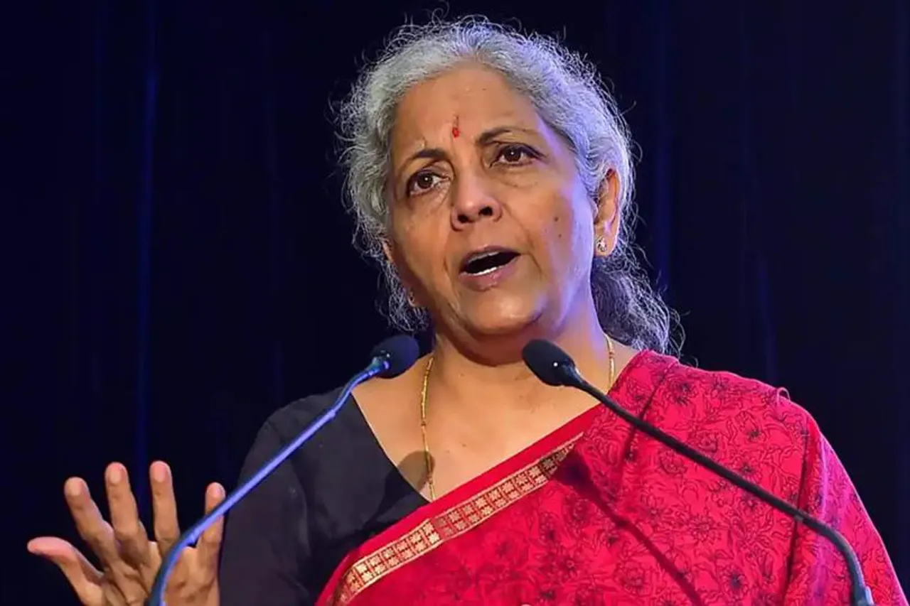 বুধবার হাসপাতাল থেকে ছাড়া পাবেন নির্মলা সীতারমণ