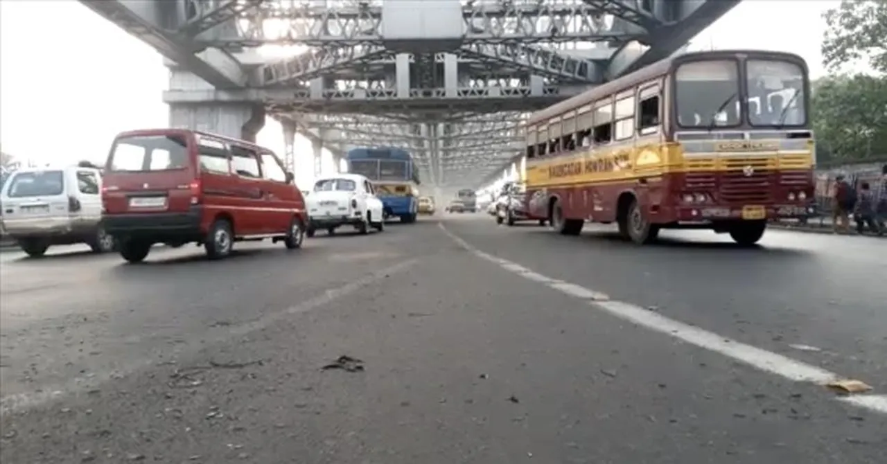 হাওড়াতে প্রভাব নেই বন্ধের; স্বাভাবিক রয়েছে জনজীবন