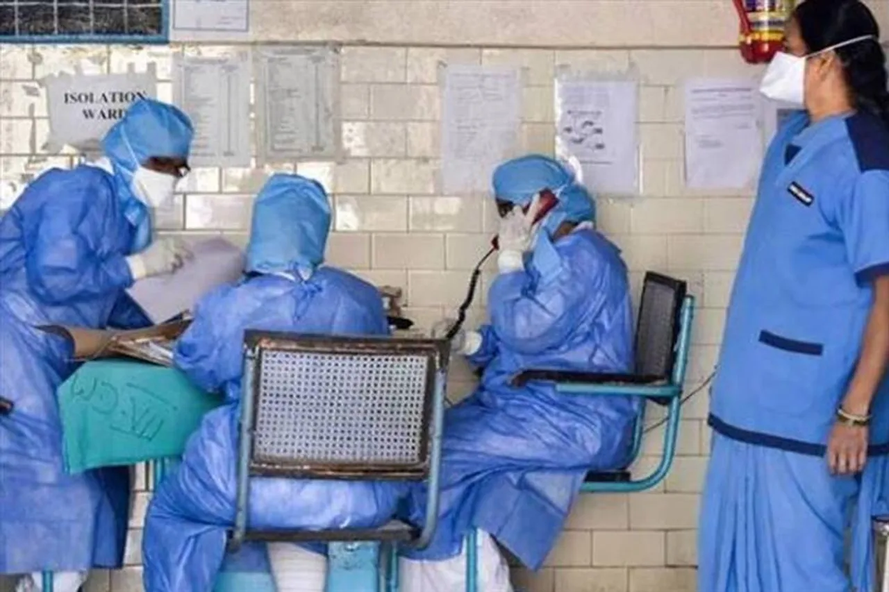 দুই ২৪ পরগনায় নমুনা সংগ্রহে দল গঠন