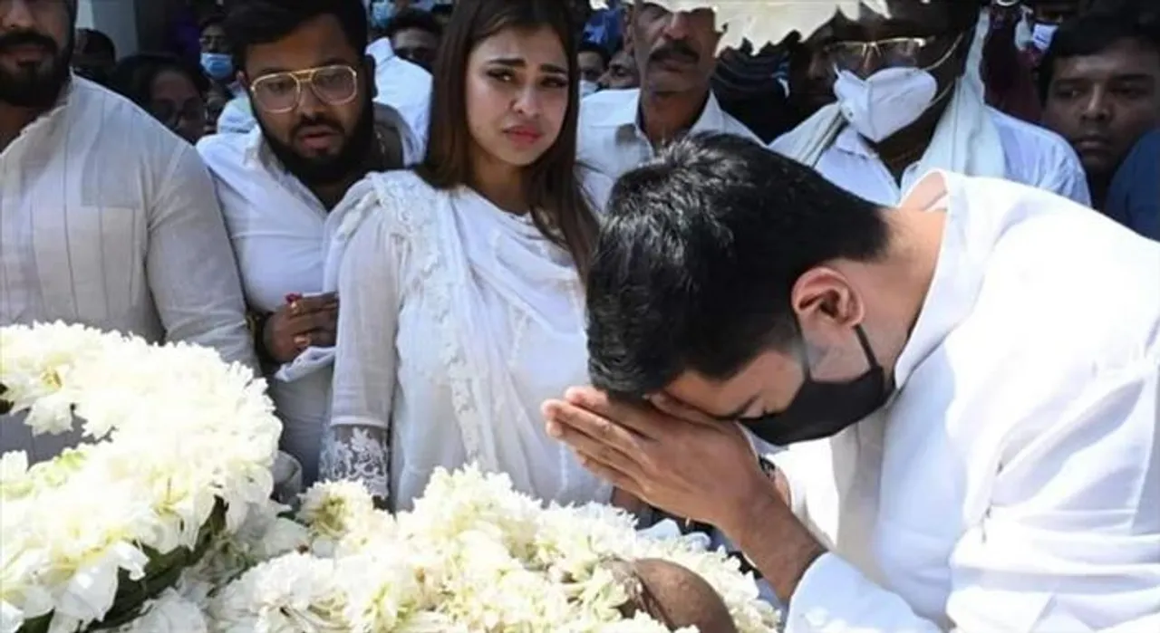 বর্ষীয়ান মন্ত্রীকে শেষ শ্রদ্ধা অভিষেকের