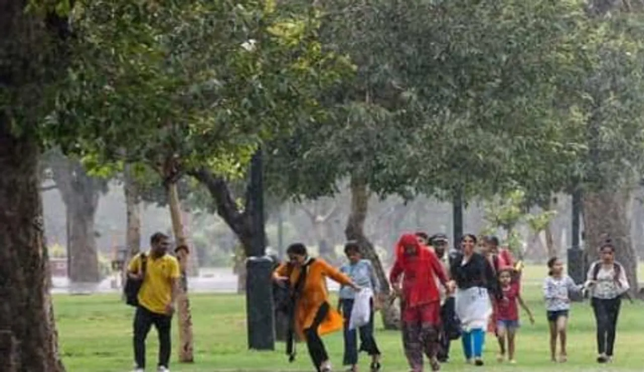 আগামী ৪৮ ঘণ্টায় ভারী বৃষ্টির সম্ভাবনা উত্তরবঙ্গের ৫ জেলায়