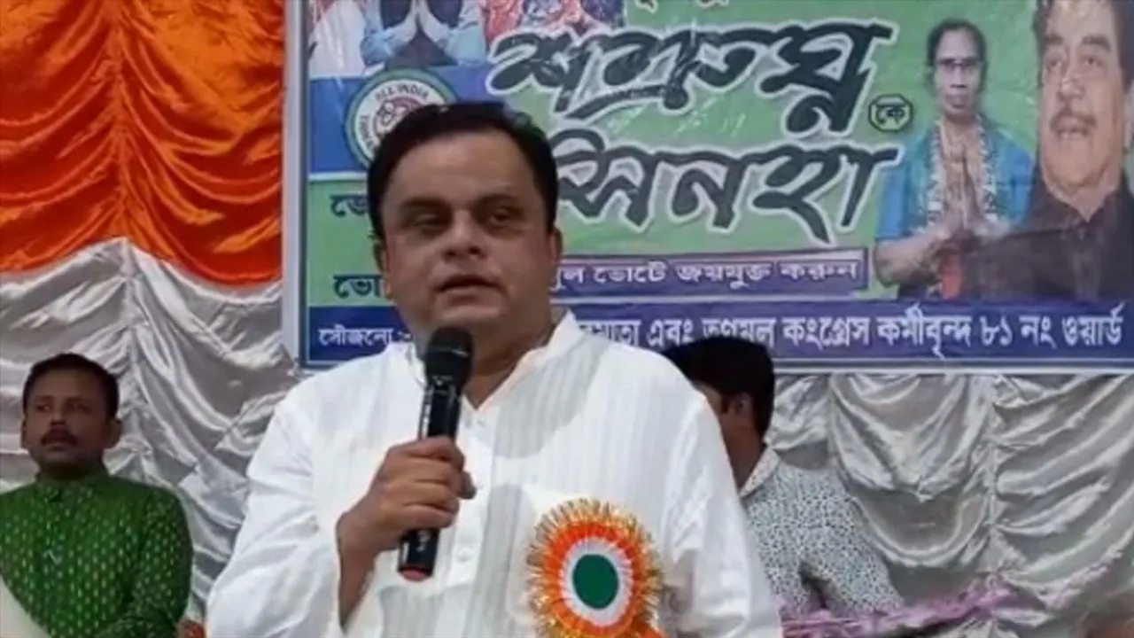 ভোট প্রচারে ব্রাত্য বসু