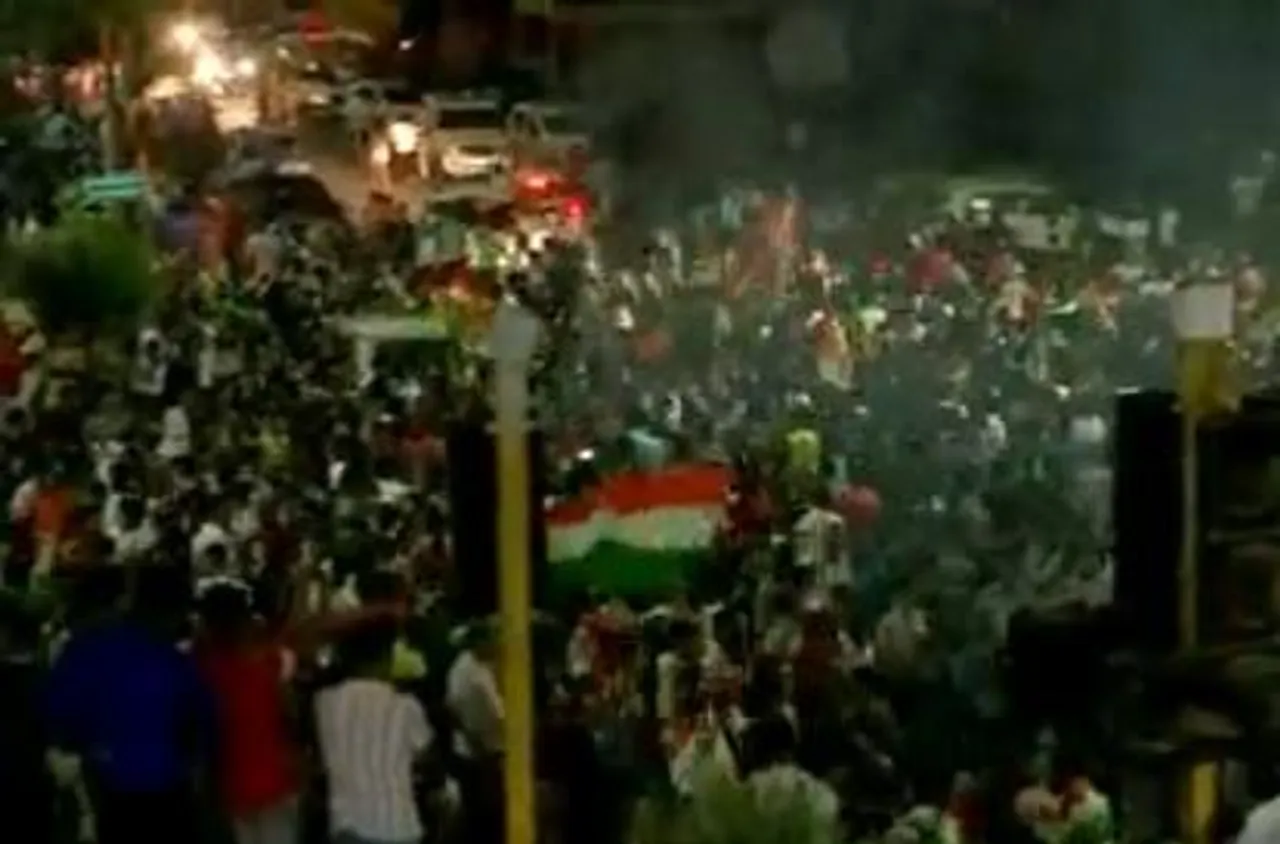 পাকিস্তানকে হারিয়ে দূরন্ত জয় ভারতের, আনন্দে মেতে উঠল মহারাষ্ট্রের নাগপুর