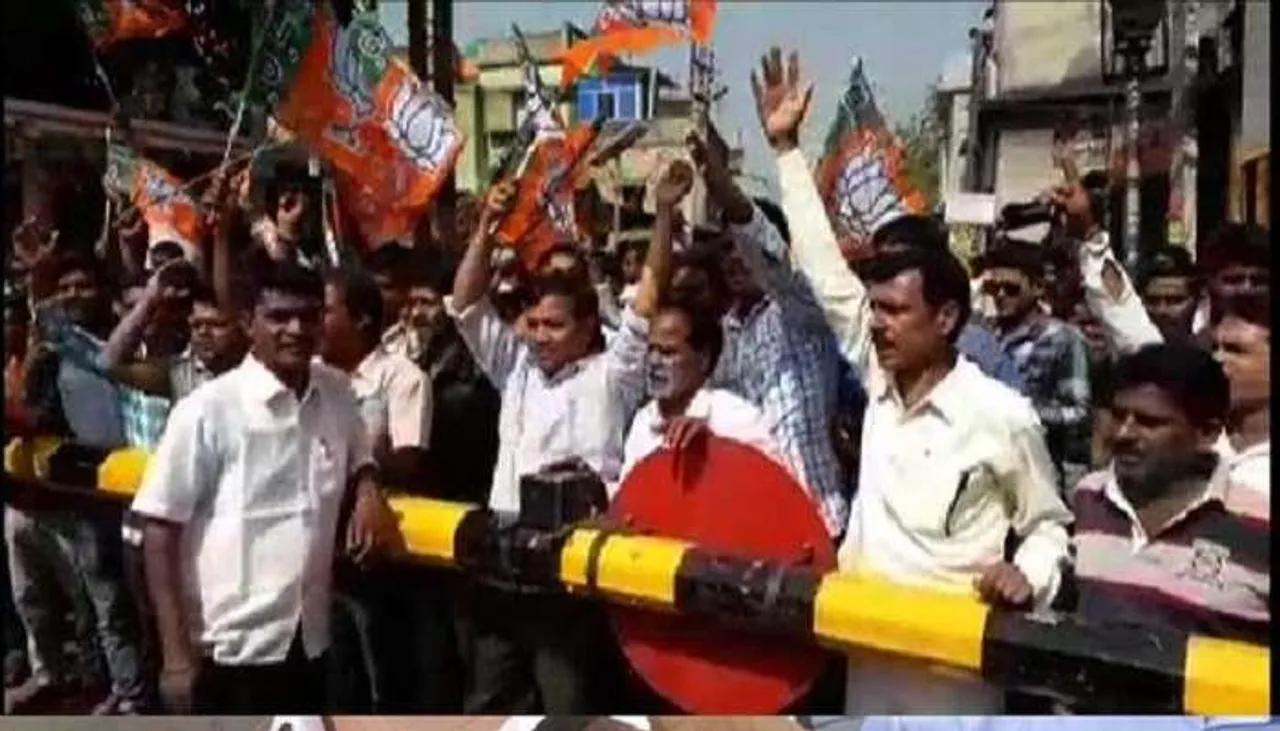 ট্রেনে উঠতে বিজেপি কর্মীদের বাধা দেওয়ার অভিযোগ