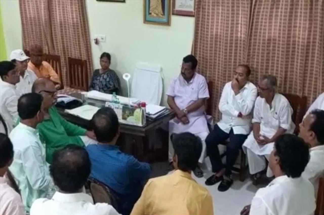 Anubrata Mondal: বীরভূমের রাশ কার হাতে? বৈঠকে তৃণমূল