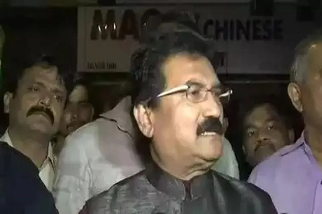 শিবসেনা নেতার বাড়িতে হানা দিল ED