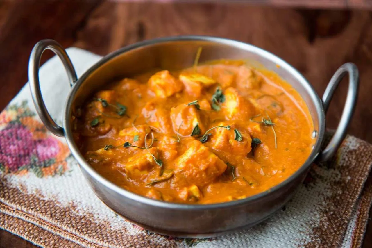 এবার নবরাত্রিতে ট্রাই করুন পনির মাখানি