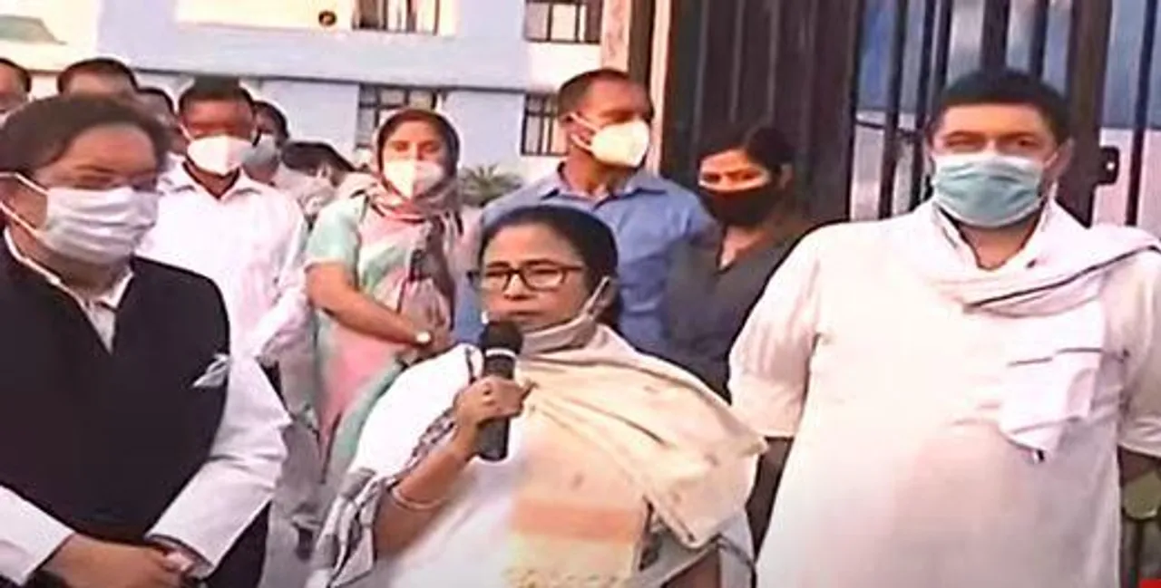 উত্তরপ্রদেশে বড় ধাক্কা খেল কংগ্রেস, তৃণমূলে যোগ দিলেন ২ হেভিওয়েট