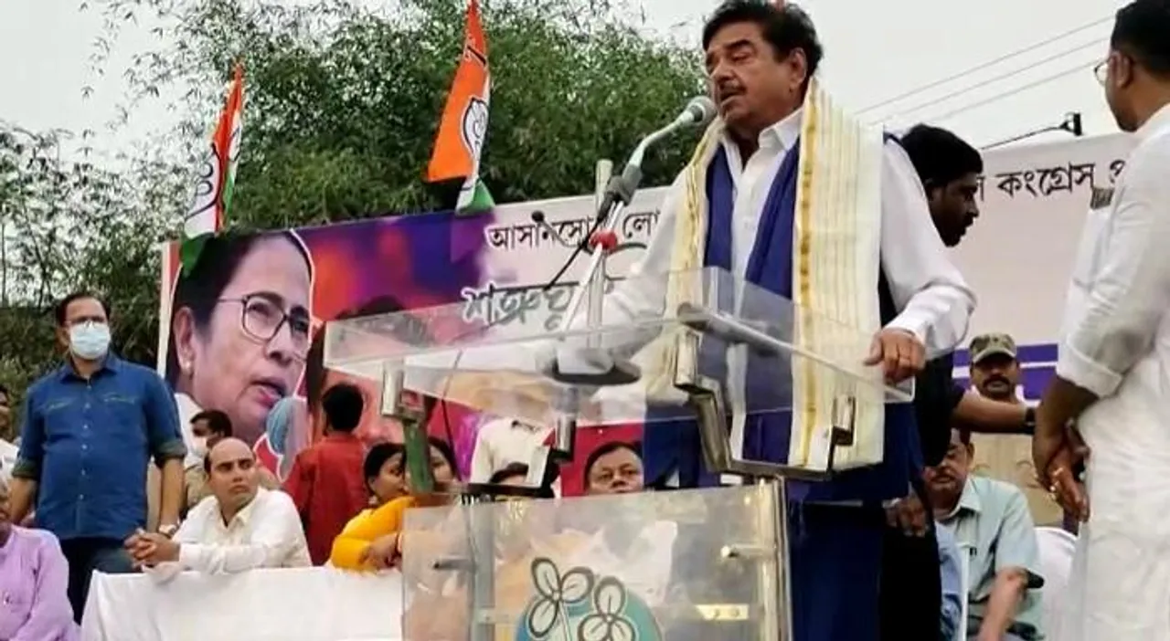 অন্ডালে নির্বাচনী প্রচার শেষে কর্মীসভায় শত্রুঘ্ন সিনহা